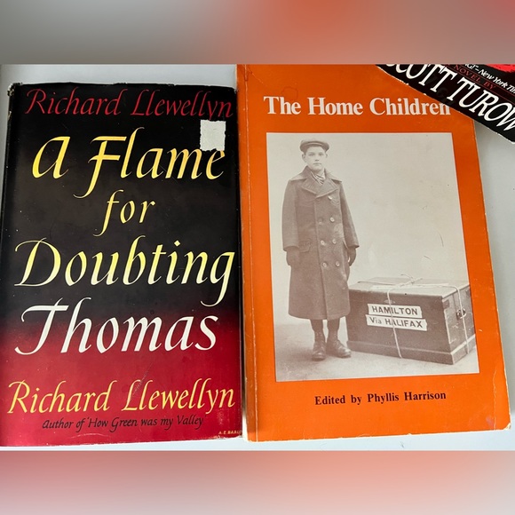 Set of Books - Picture 4 of 13